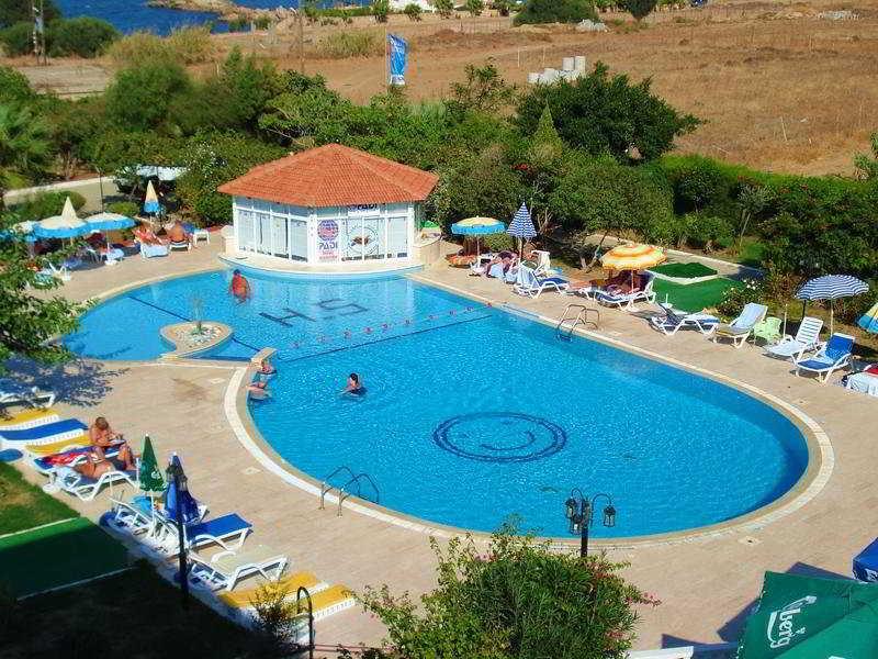 Sempati Hotel Lapithos  Luaran gambar