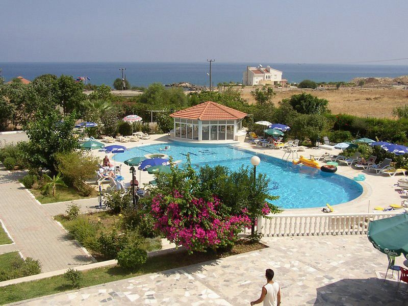 Sempati Hotel Lapithos  Luaran gambar